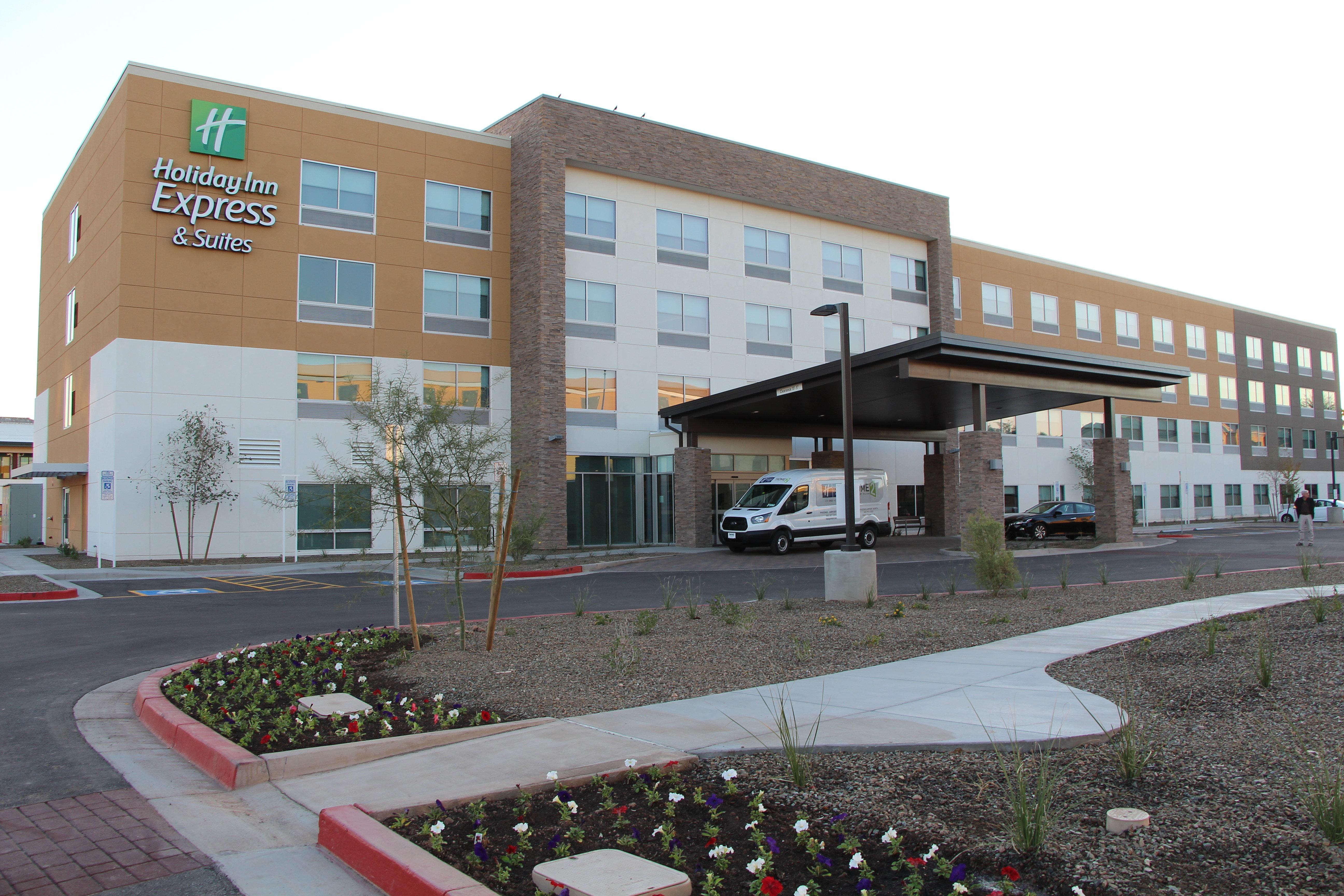 Holiday Inn Express & Suites - Phoenix - Airport North By Ihg Extérieur photo